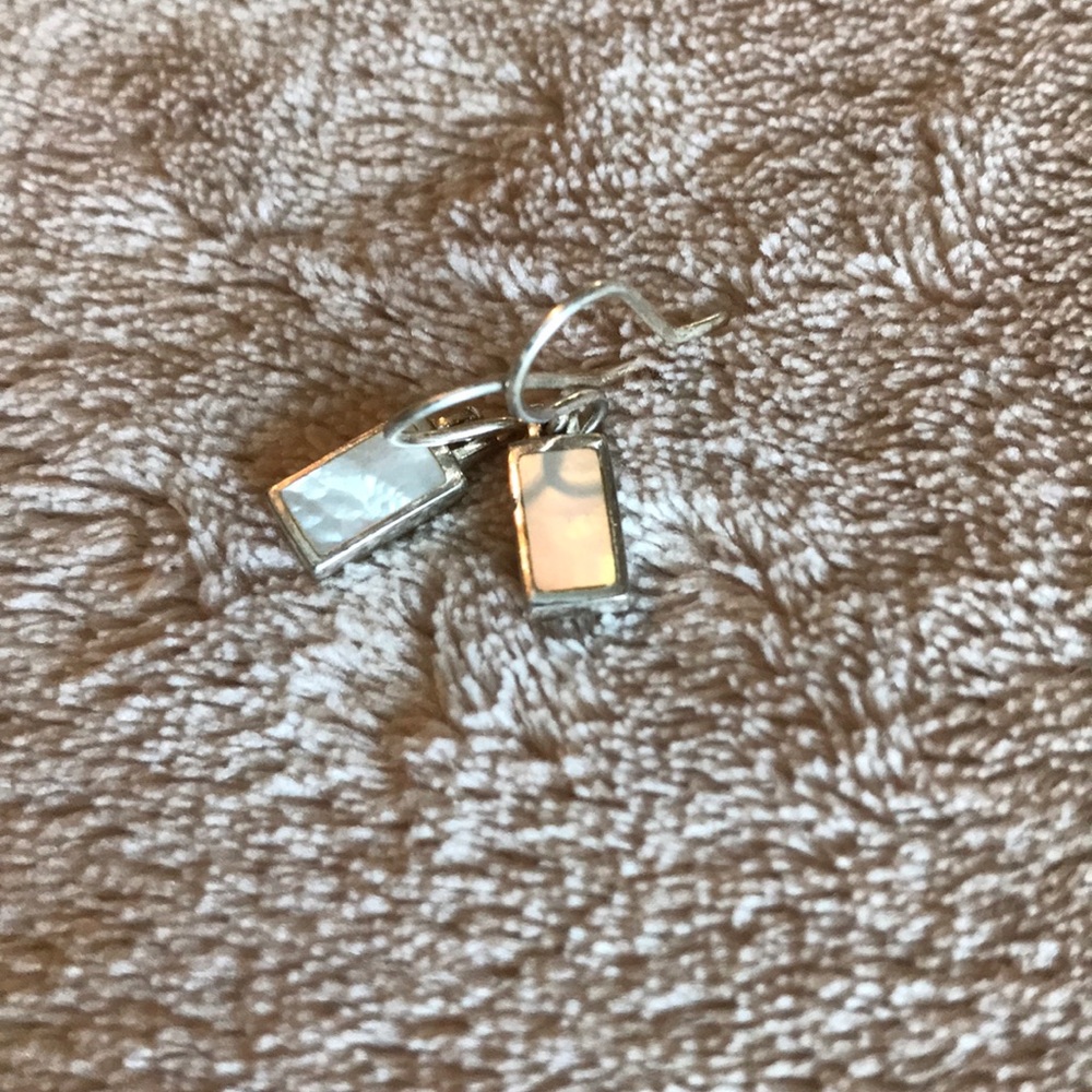 Earrings - Picture 2 of 3
